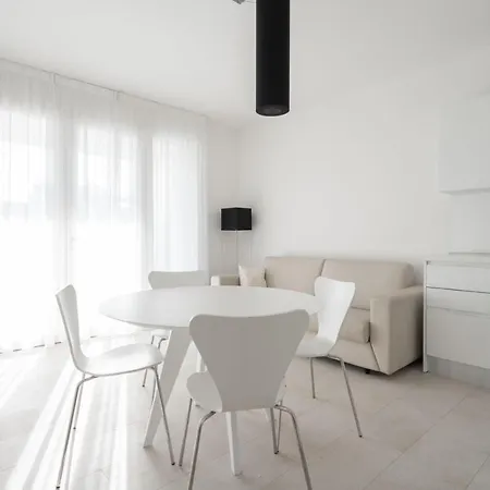Immobiliare Jvl - Les Maisons Apartment